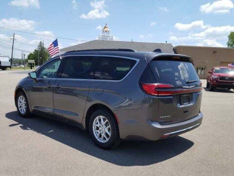 2022 Chrysler Pacifica Touring L