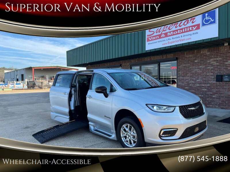 2024 Chrysler Pacifica Touring L