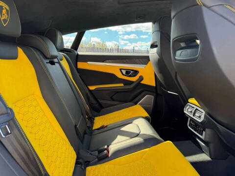 2019 Lamborghini Urus