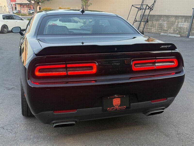 2016 Dodge Challenger SRT 392