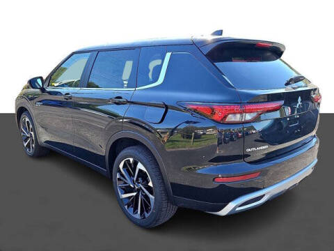 2025 Mitsubishi Outlander PHEV SE