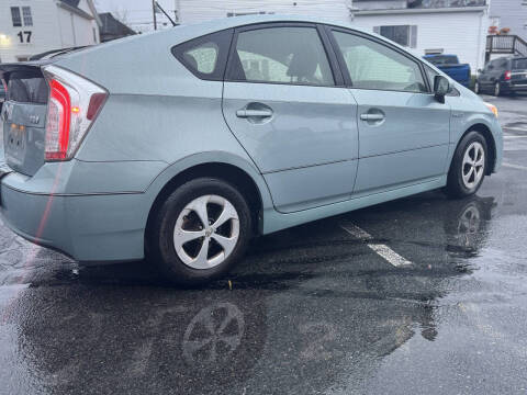 2014 Toyota Prius Two