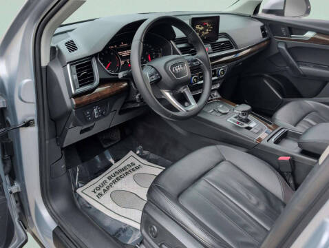 2019 Audi Q5 quattro Premium 45 TFSI