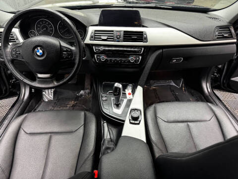 2018 BMW 3 Series 320i