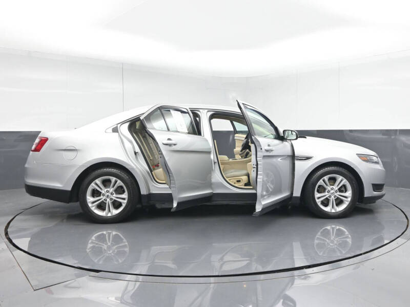 2019 Ford Taurus SE