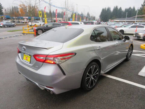 2019 Toyota Camry SE