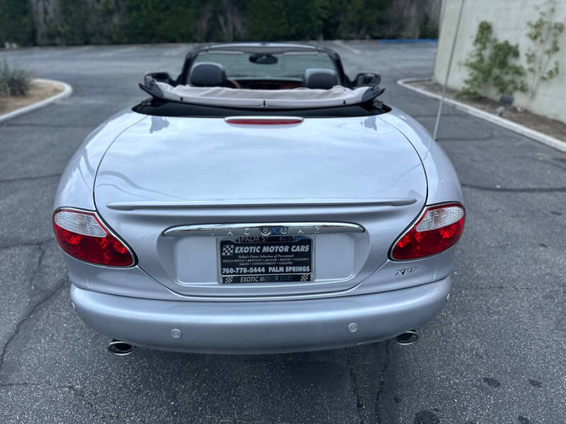 2002 Jaguar XKR