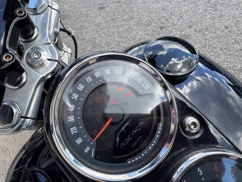 2019 Harley-Davidson FXLR -