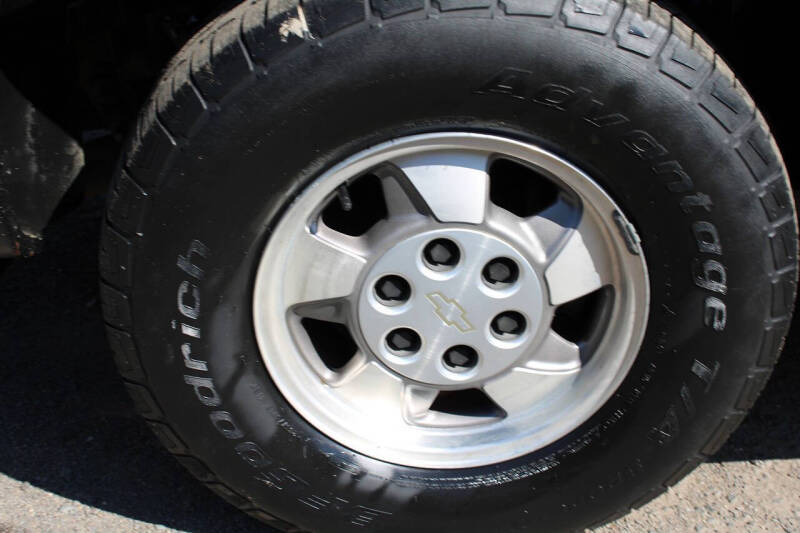 2003 Chevrolet Tahoe LS