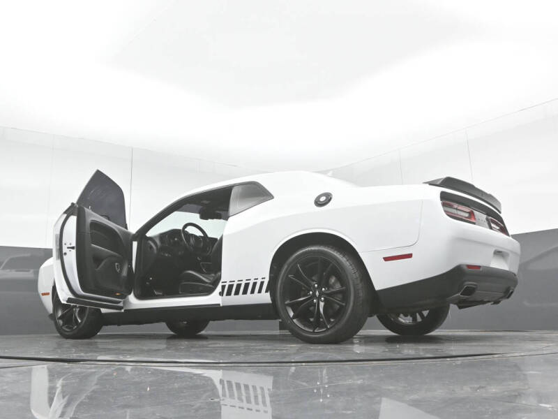 2017 Dodge Challenger SXT