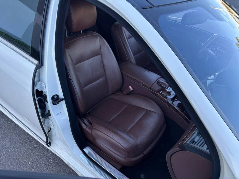 2011 Mercedes-Benz S-Class S 550