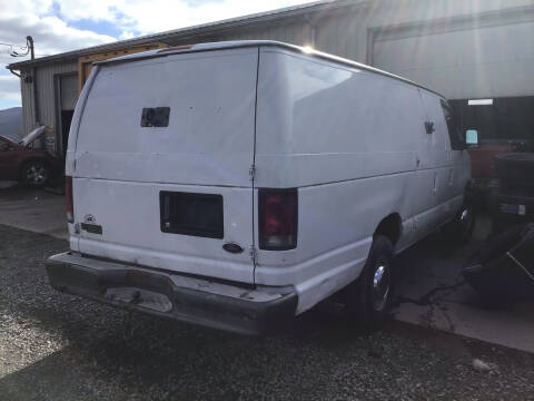 2004 Ford E-Series Cargo