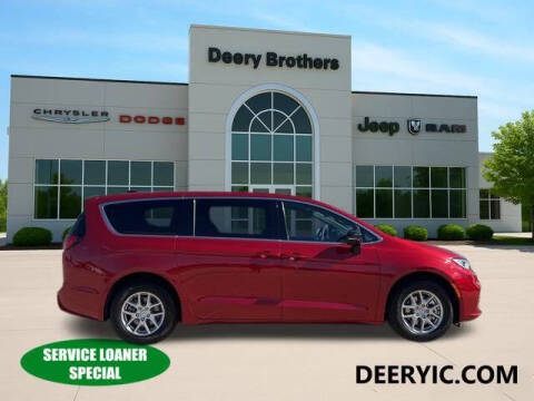 2026 Chrysler Pacifica Select