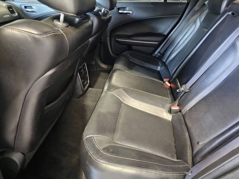2019 Dodge Charger SXT