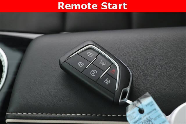 2025 Cadillac Escalade ESV Sport