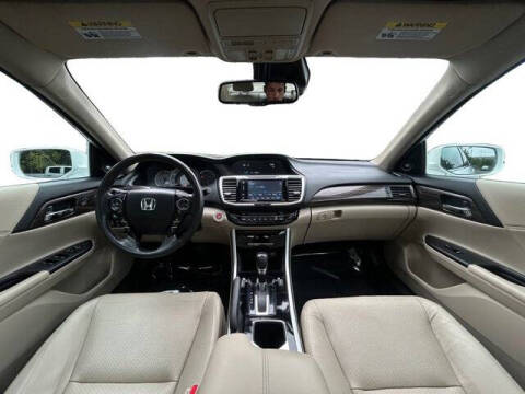 2017 Honda Accord EX-L V6 w/Navi w/Honda Sensing