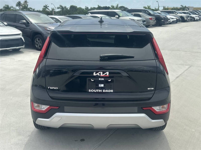 2026 Kia Niro LX
