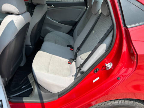 2017 Hyundai Accent SE