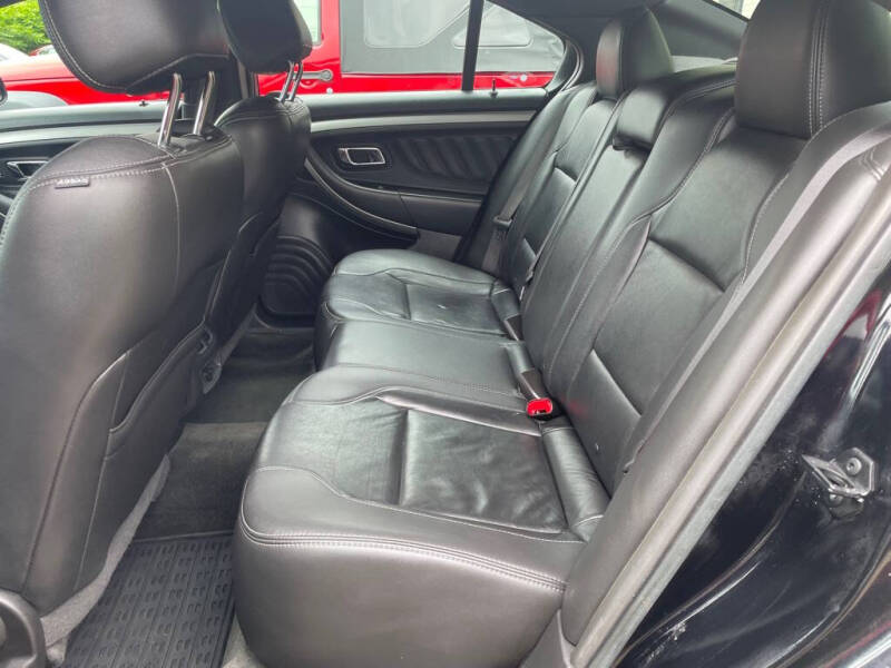 2016 Ford Taurus SEL