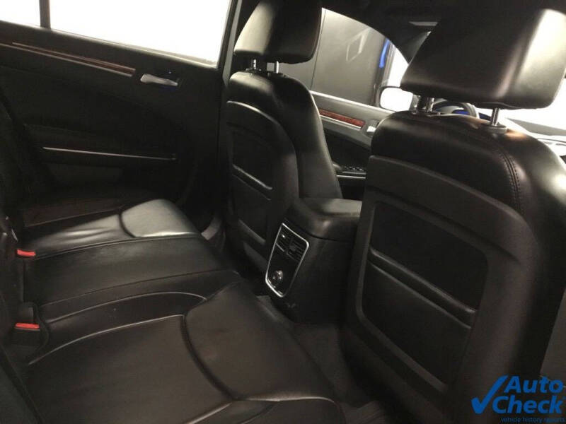 2013 Chrysler 300