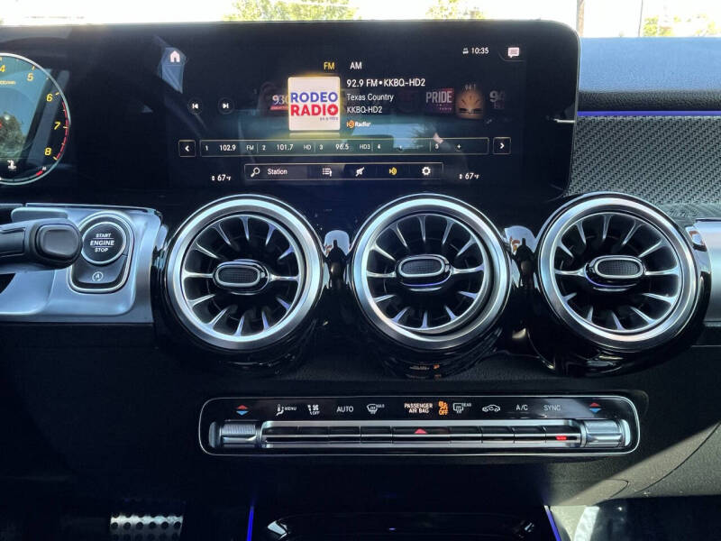 2022 Mercedes-Benz GLB GLB 250