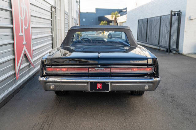 1964 Pontiac Le Mans 50