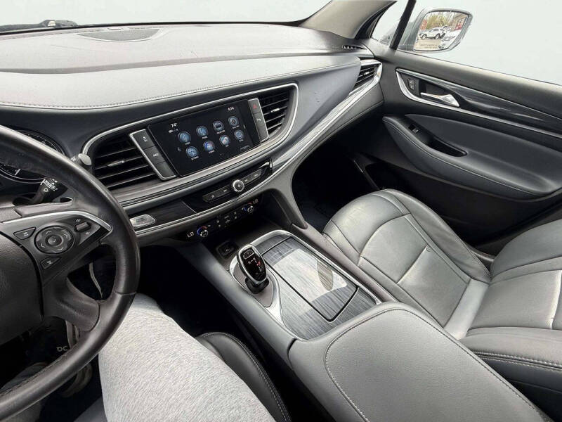 2019 Buick Enclave Essence