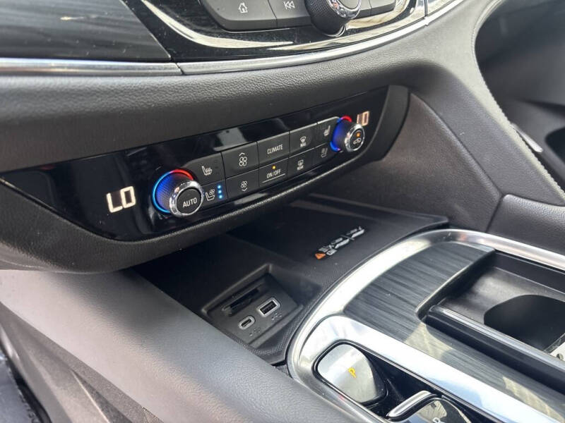 2024 Buick Enclave Premium