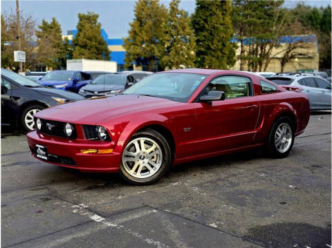 2006 Ford Mustang GT Deluxe