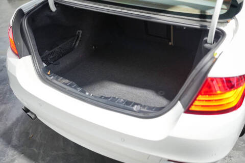 2015 BMW 5 Series 528i