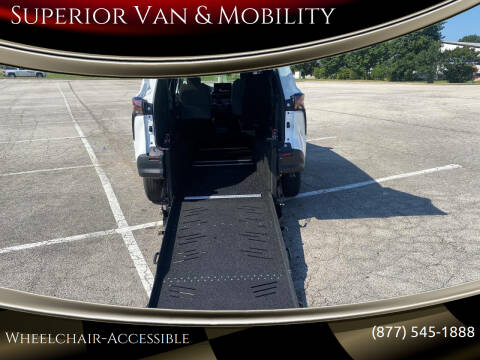 2025 Toyota Sienna LE 8-Passenger