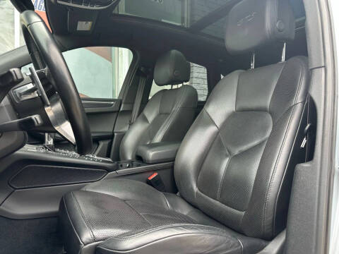 2017 Porsche Macan GTS