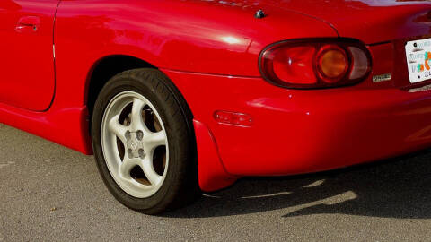 2000 Mazda MX-5 Miata