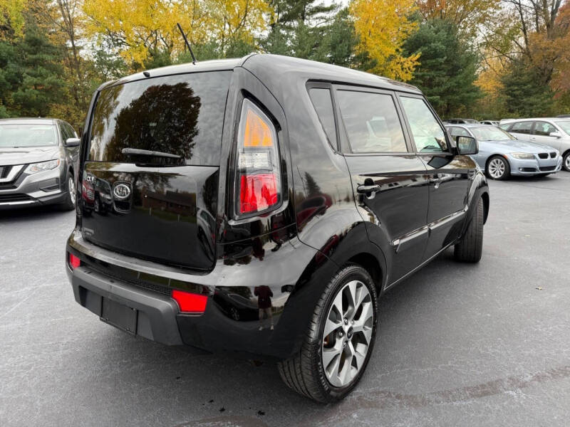 2011 Kia Soul +