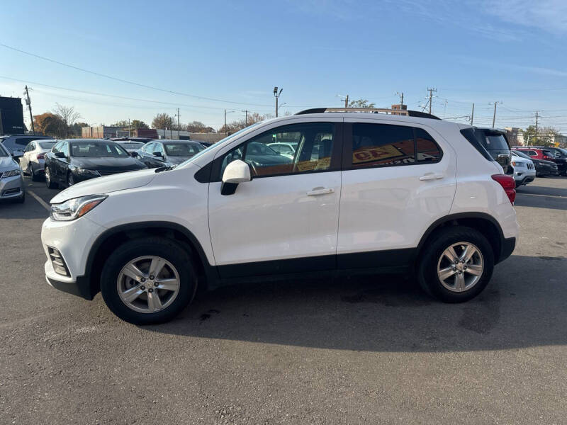 2022 Chevrolet Trax LT photo 4