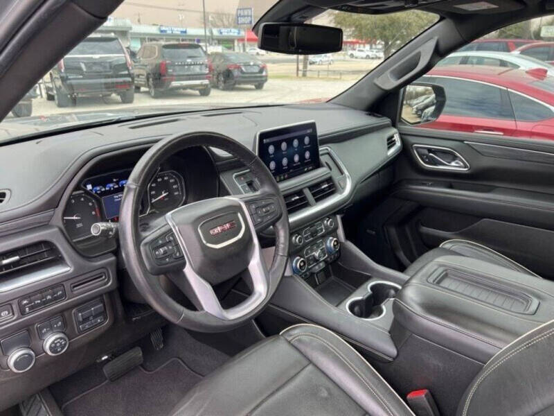 2021 GMC Yukon SLT
