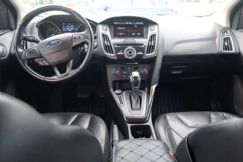 2015 Ford Focus Titanium