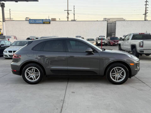 2017 Porsche Macan