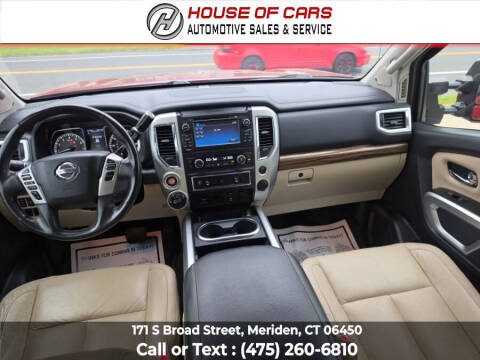 2017 Nissan Titan