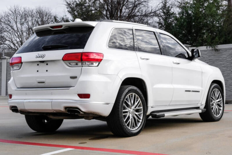 2018 Jeep Grand Cherokee Summit