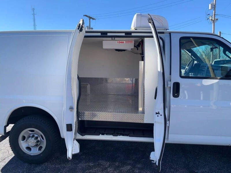 2019 Chevrolet Express 2500