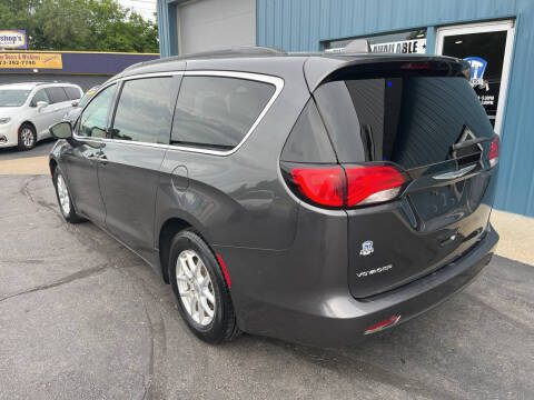 2020 Chrysler Voyager LXi