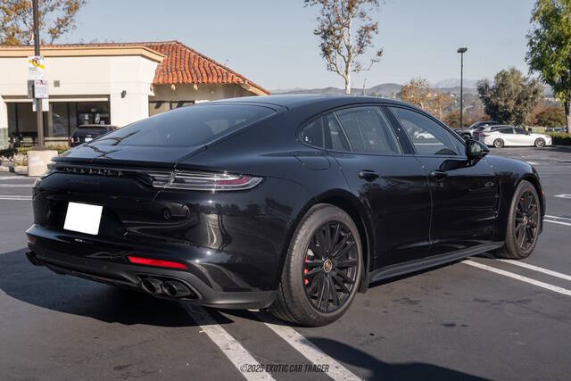 2023 Porsche Panamera GTS