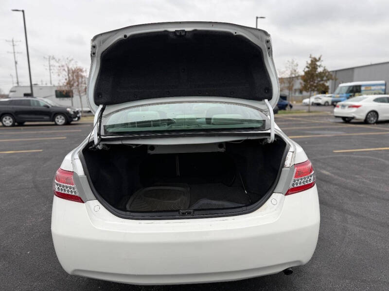 2010 Toyota Camry LE