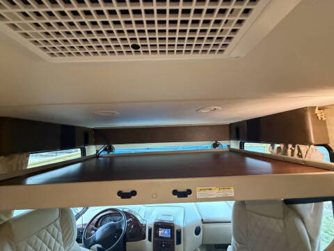 2016 Thor Motor Coach Windsport