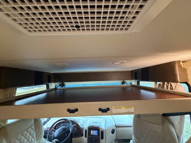 2016 Thor Motor Coach Windsport