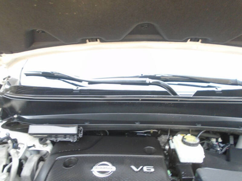 2013 Nissan Pathfinder SL