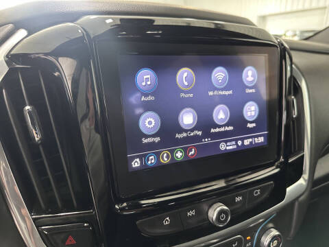 2022 Chevrolet Traverse LT Cloth