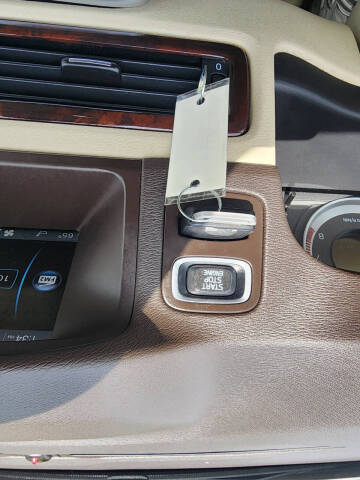 2013 Volvo XC70 T6 Premier Plus