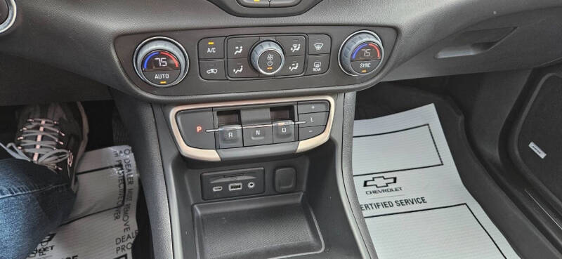 2023 GMC Terrain Denali